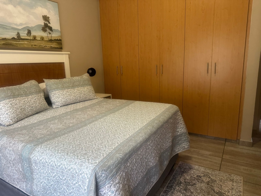 2 Bedroom Property for Sale in Waterval East North West